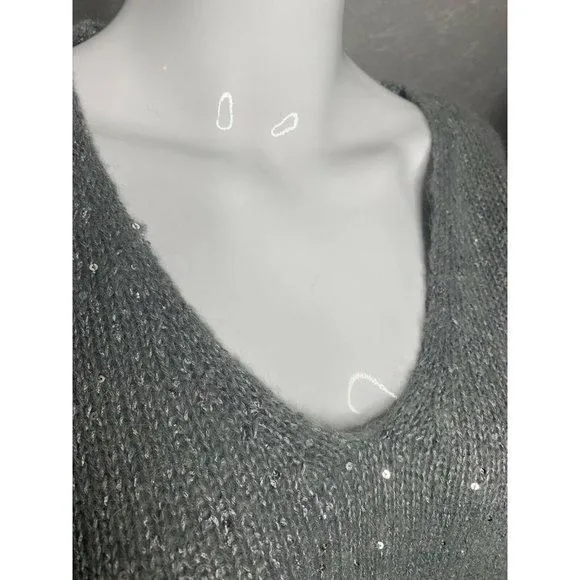 Listing Image Blurred Background