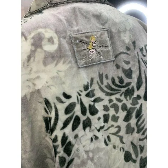 Listing Image Blurred Background