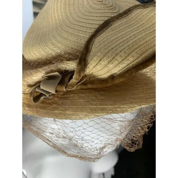 Listing Image Blurred Background