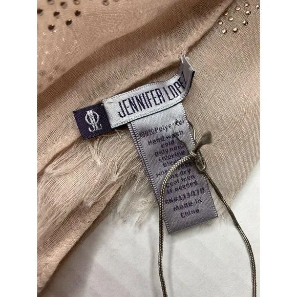 Listing Image Blurred Background