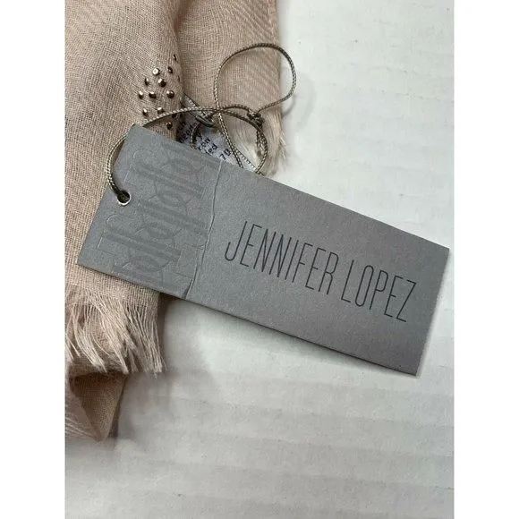 Listing Image Blurred Background