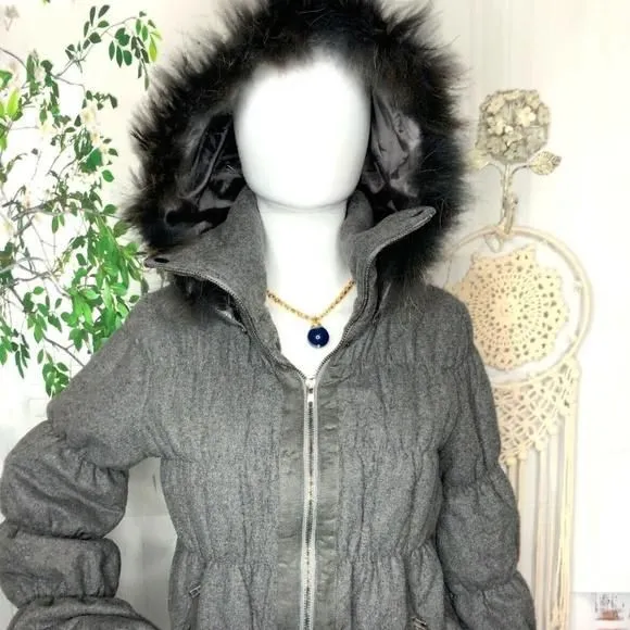 Listing Image Blurred Background