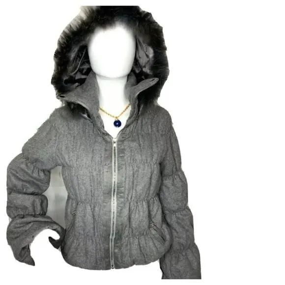Listing Image Blurred Background