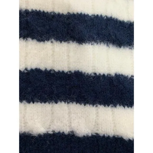Listing Image Blurred Background