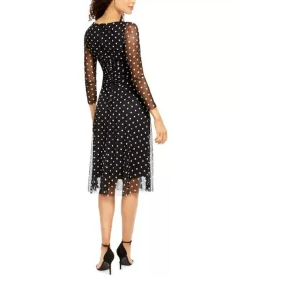 Listing Image Blurred Background