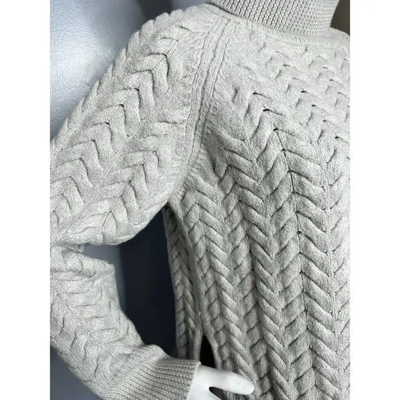 Listing Image Blurred Background
