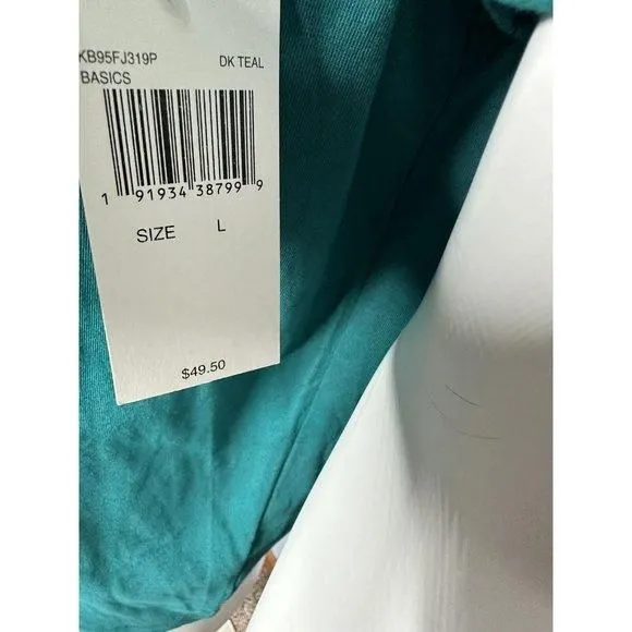 Listing Image Blurred Background