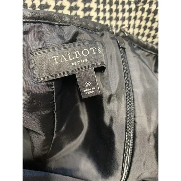 Listing Image Blurred Background