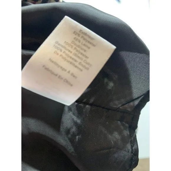 Listing Image Blurred Background