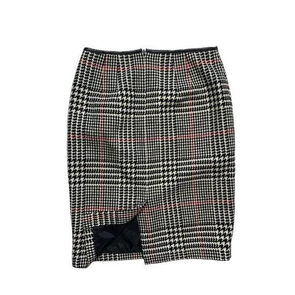 Listing Image Blurred Background
