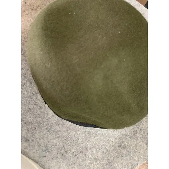 Listing Image Blurred Background