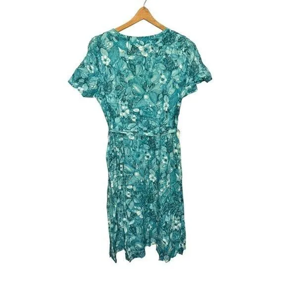 Listing Image Blurred Background