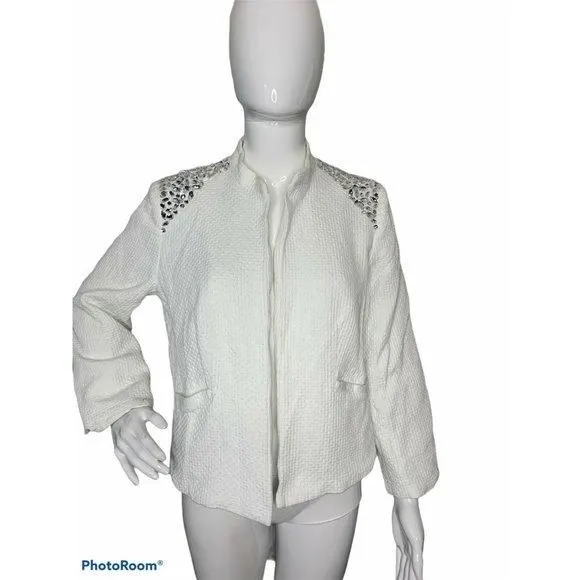 Listing Image Blurred Background