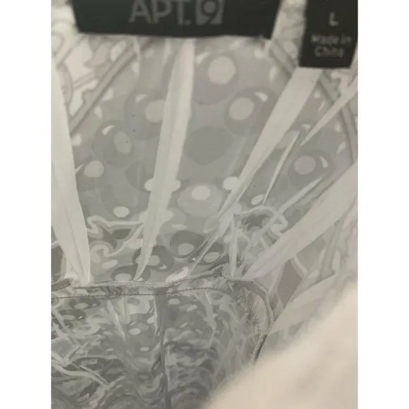Listing Image Blurred Background
