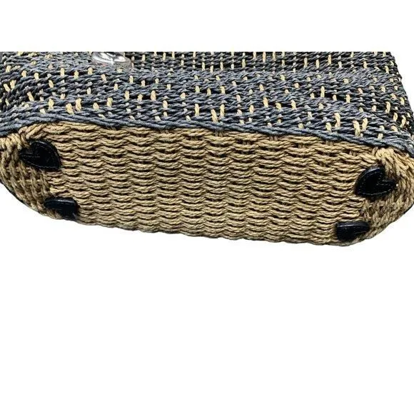 Listing Image Blurred Background