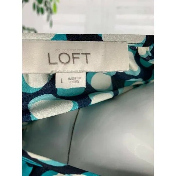 Listing Image Blurred Background
