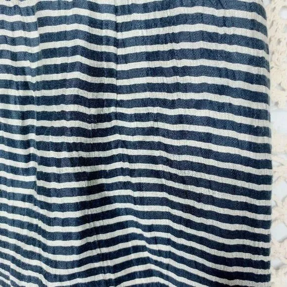 Listing Image Blurred Background