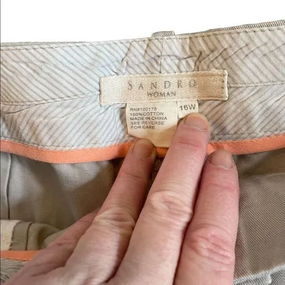 Listing Image Blurred Background