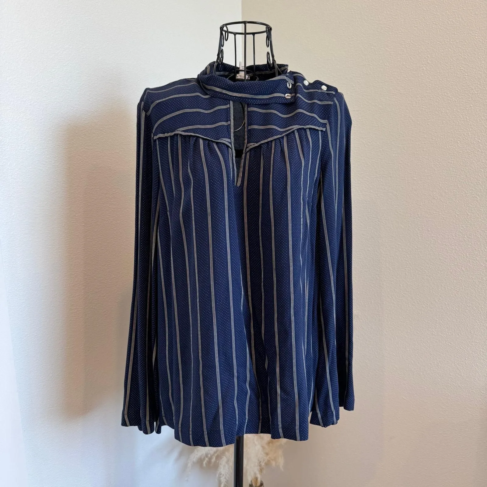 Product image for Derek Lam 10 Crosby Navy Blue Striped Bell Sleeve Tunic Blouse Size 2 - 225 - 2 - Tops - pre-owned---excellent - Derek Lam 10 Crosby