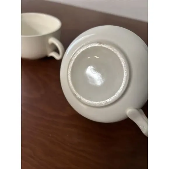 Listing Image Blurred Background