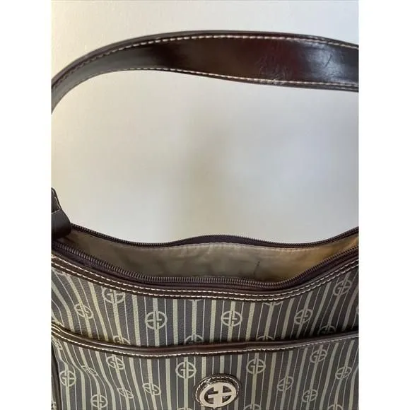 Listing Image Blurred Background