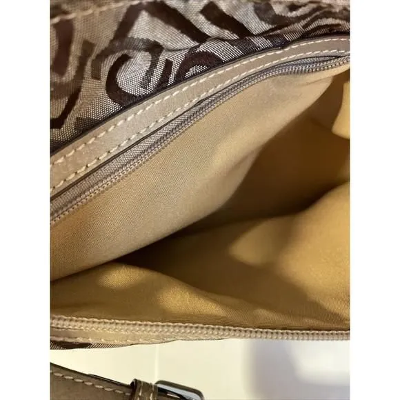 Listing Image Blurred Background
