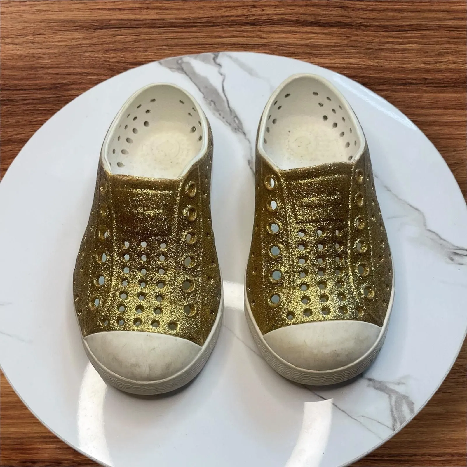 Product image for Native Jefferson Bling Glitter Sneaker - C7 - used - Native Shoes