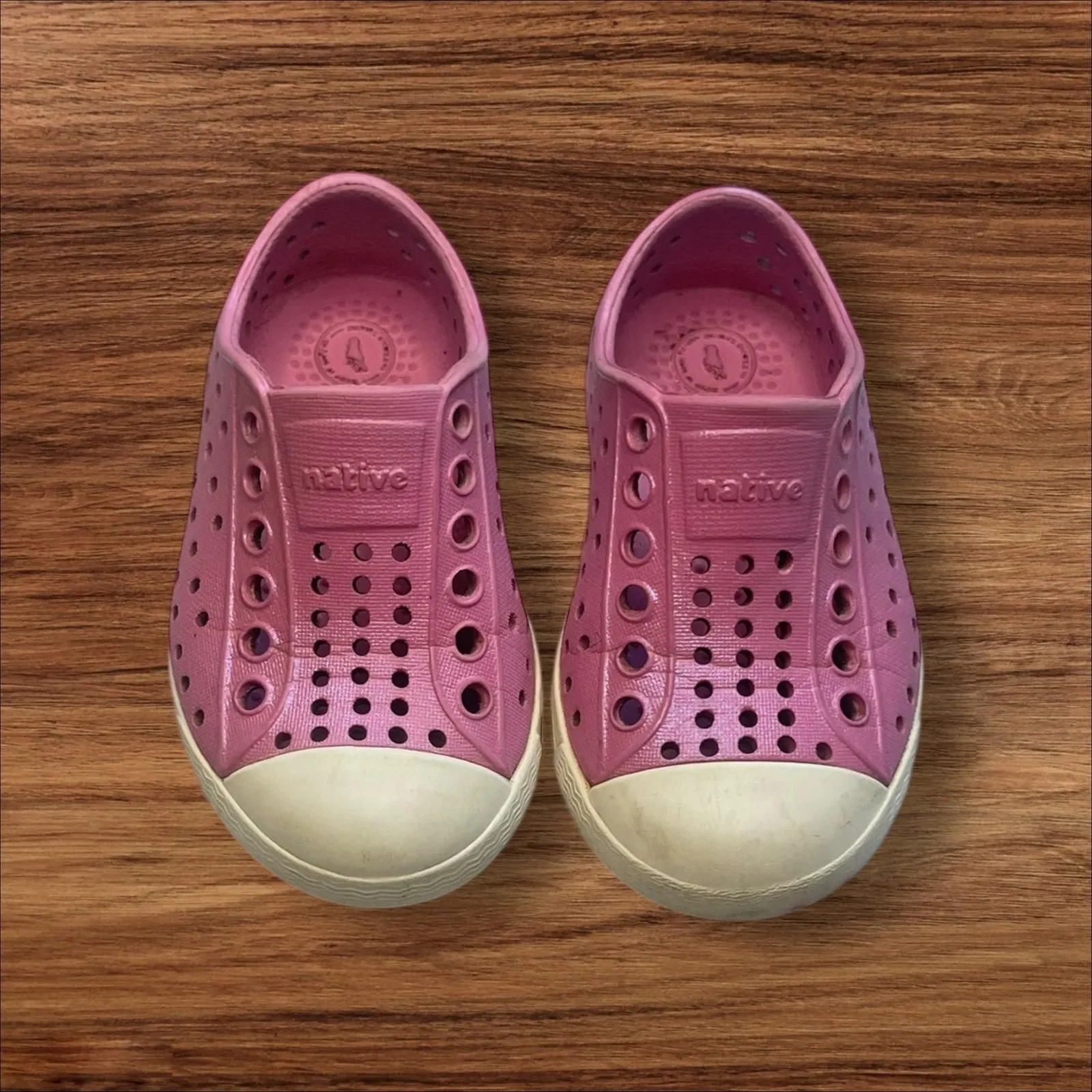 Product image for Native Jefferson Pink Sneaker - C5 - used - Native Shoes