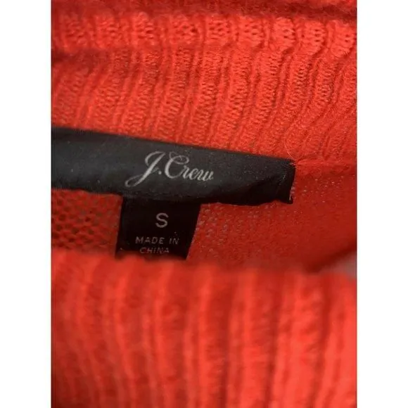 Listing Image Blurred Background
