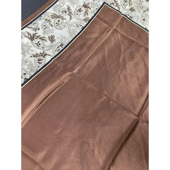 Listing Image Blurred Background