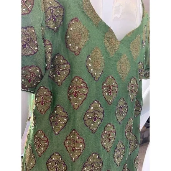 Listing Image Blurred Background