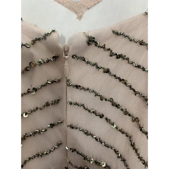 Listing Image Blurred Background