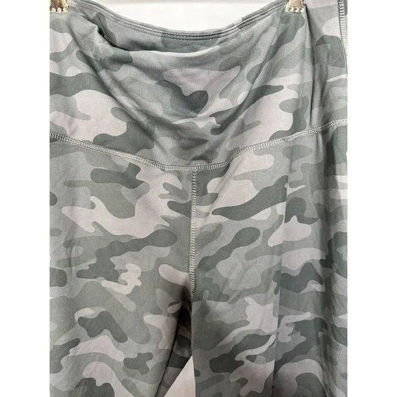 Listing Image Blurred Background