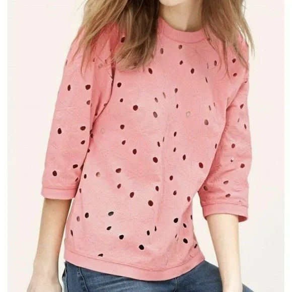 Listing Image Blurred Background