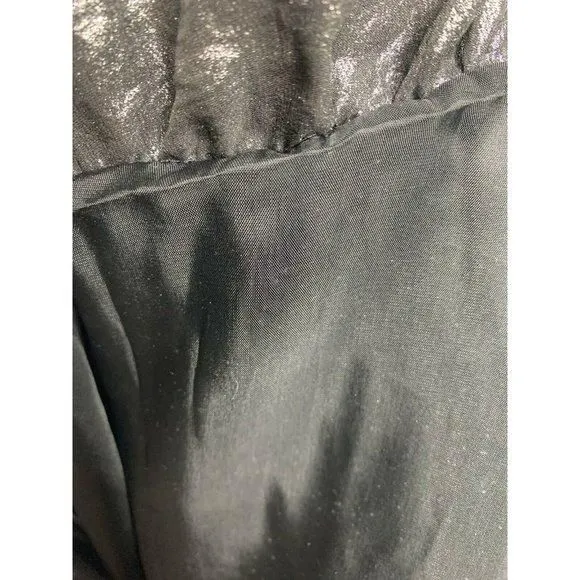 Listing Image Blurred Background