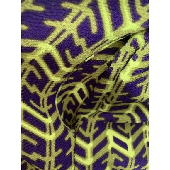 Listing Image Blurred Background