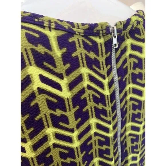 Listing Image Blurred Background
