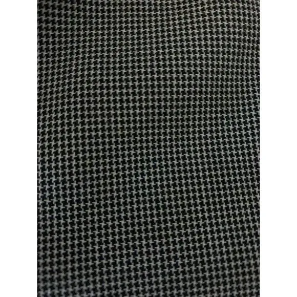 Listing Image Blurred Background