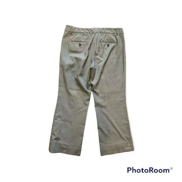 Listing Image Blurred Background