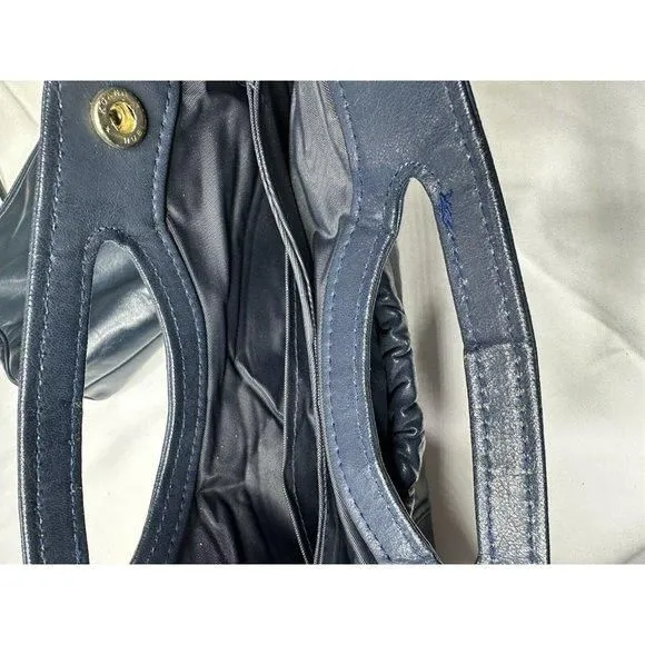 Listing Image Blurred Background