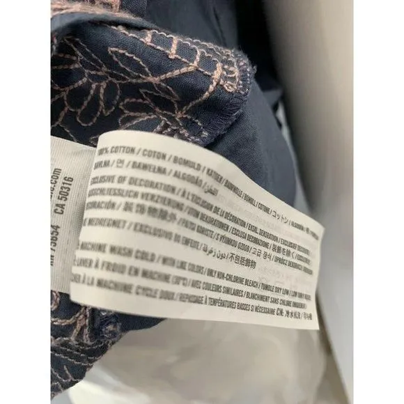 Listing Image Blurred Background