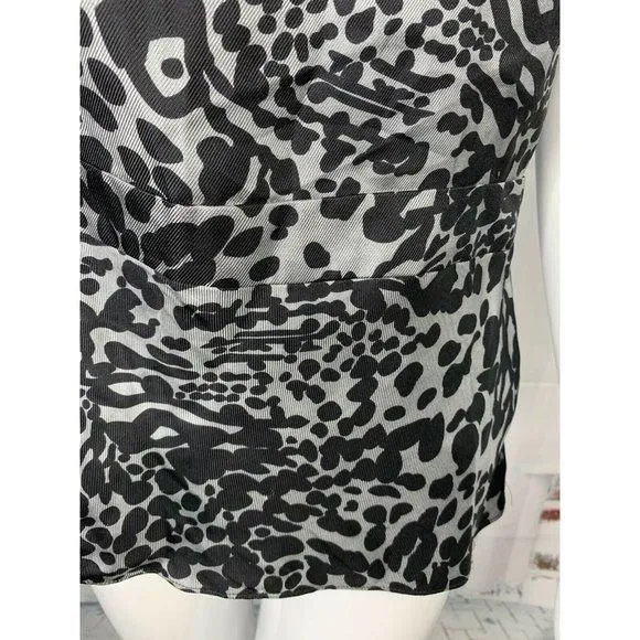 Listing Image Blurred Background