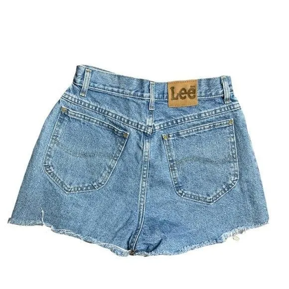 Listing Image Blurred Background