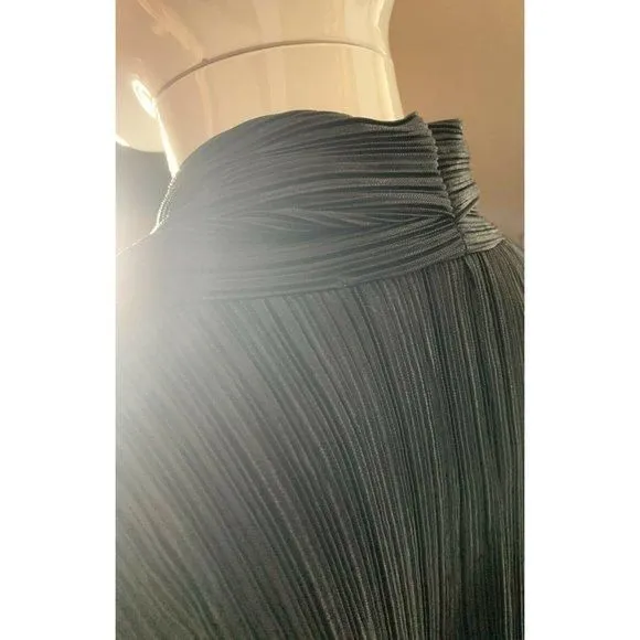 Listing Image Blurred Background