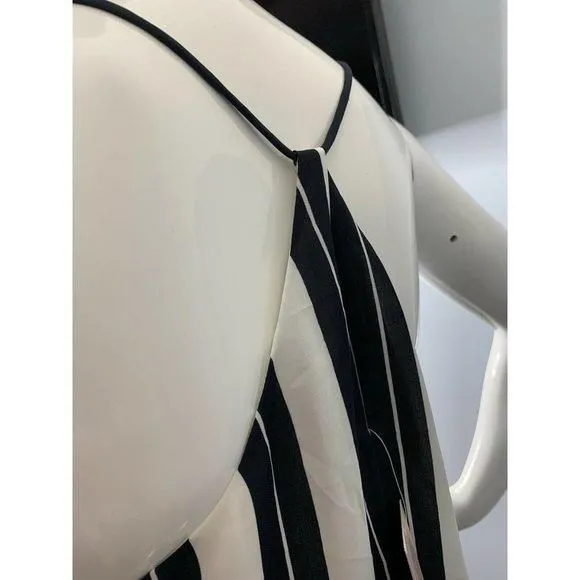 Listing Image Blurred Background