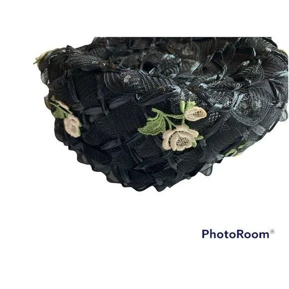 Listing Image Blurred Background