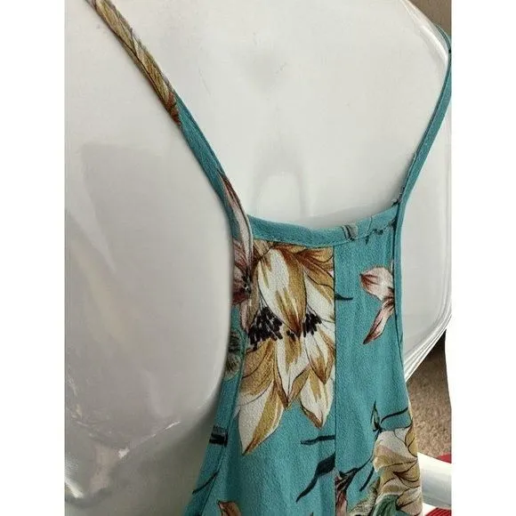 Listing Image Blurred Background