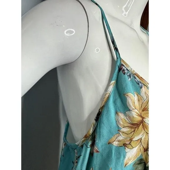 Listing Image Blurred Background