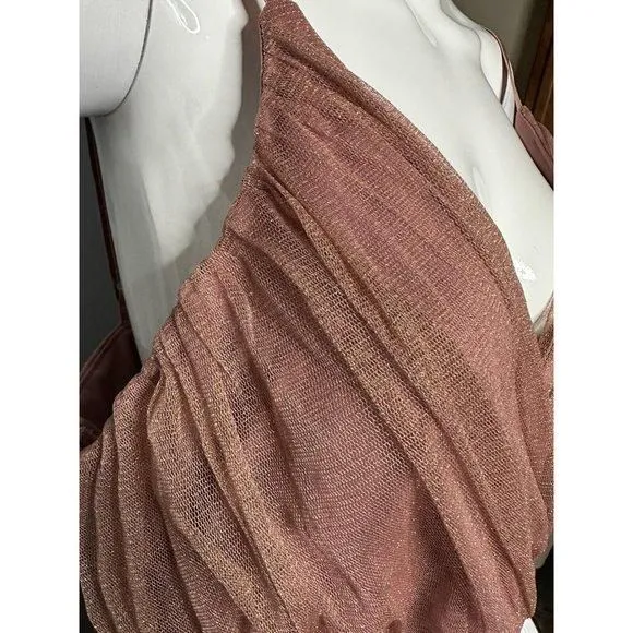 Listing Image Blurred Background