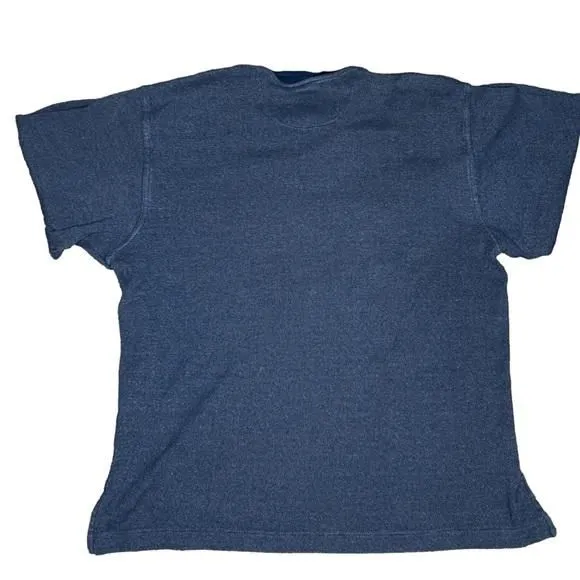 Listing Image Blurred Background